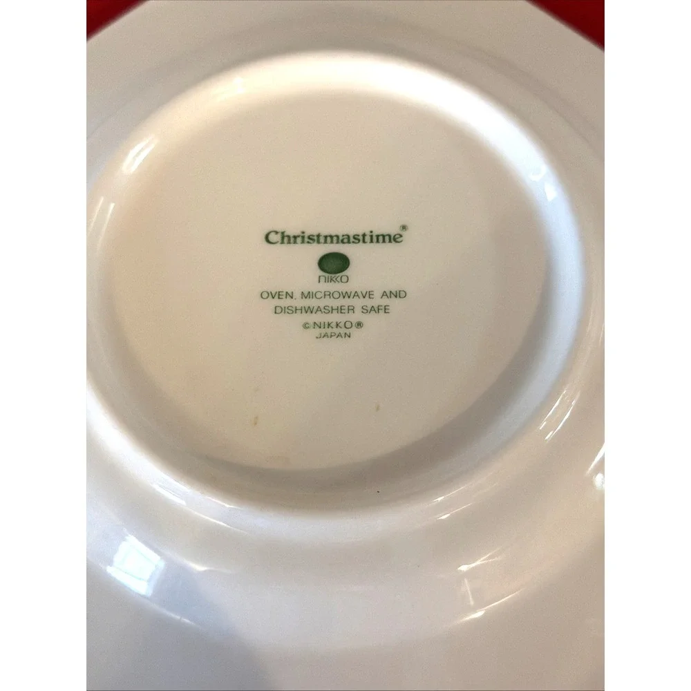 Set of 4 Vintage Nikko Christmastime Octagon Salad/Dessert Plates -Japan NEW